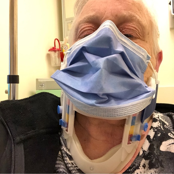 Meet your Posher, Carrie - Picture 4 of 4